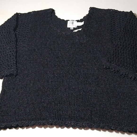 Women's Knitted Detailed Embellish Top - Picture 11 of 11